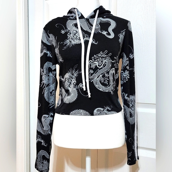 Infinite Performance midriff long-sleeved top - Picture 1 of 5